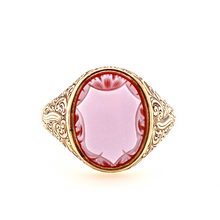 Load image into Gallery viewer, 9ct Old Gold SardOnyx Signet Ring - SOLD